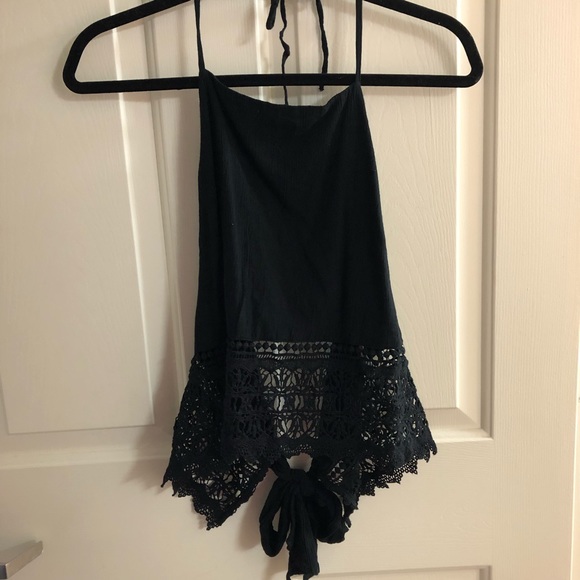 American Eagle Outfitters Tops - Halter neck lace top